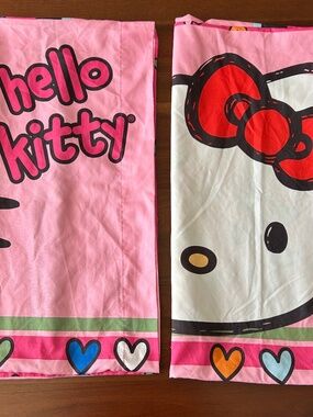2 Standard Hello Kitty Pillow Cases